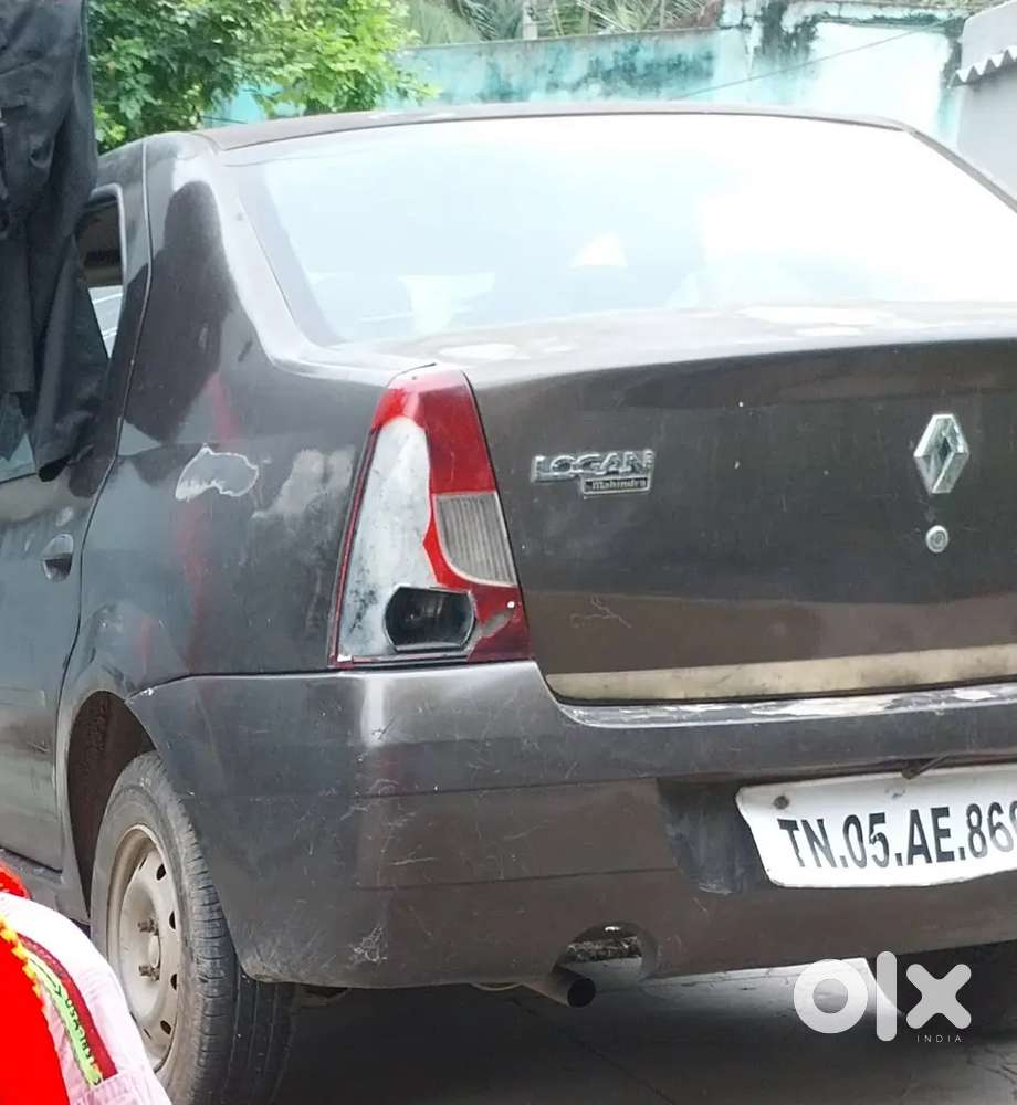 Mahindra Renault Logan 2010