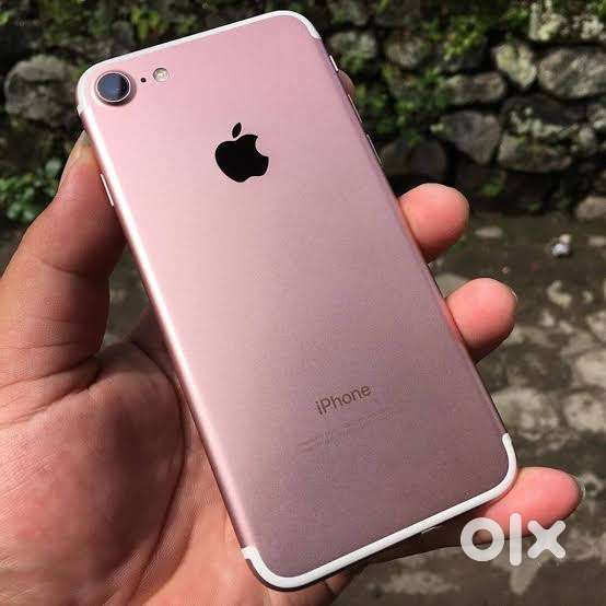 iPhone 7 Rose Gold 32 GB au Apple iPhone 7 Plus - 32 GB - Pink