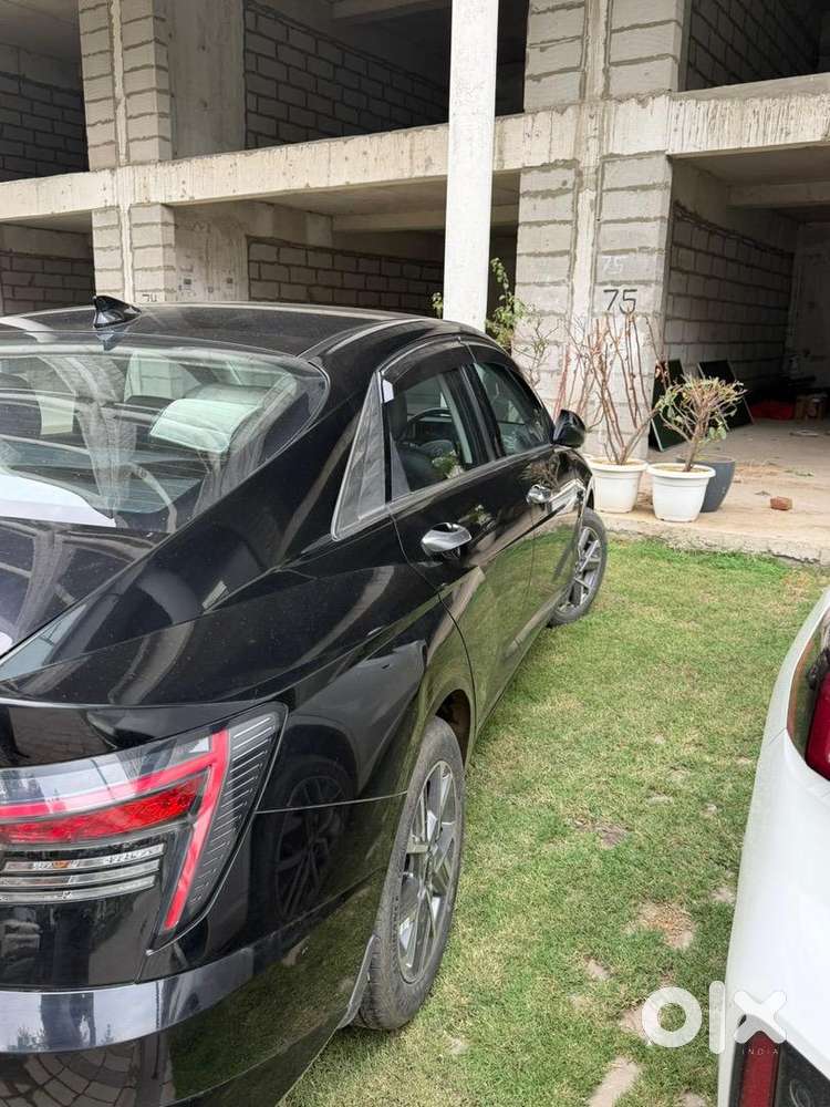 Hyundai Verna Sx Ivt 2023 (december)