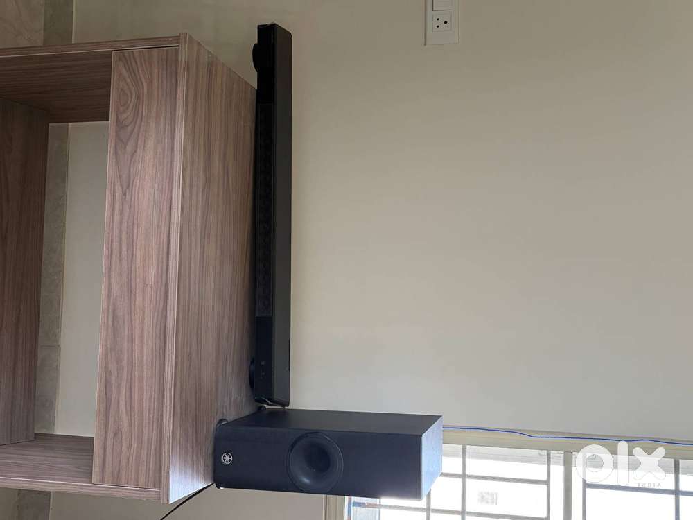 Yamaha YSP-2500 Sound Bar with Wireless Subwoofer