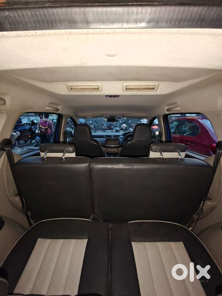 Renault Triber Rxt, 2023, Petrol