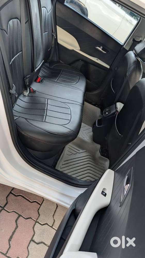 Hyundai Verna 1.5 Mpi Mt Sx (o), 2024, Petrol