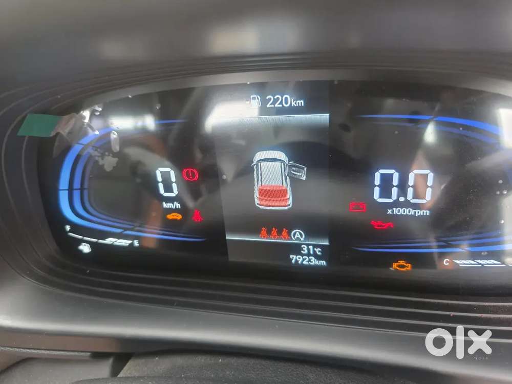 Hyundai Venue Petrol 2024