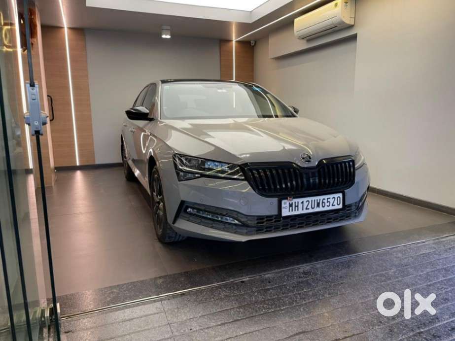 Skoda Superb [2020-ongoing] 1.8 Sportline, 2022, Petrol