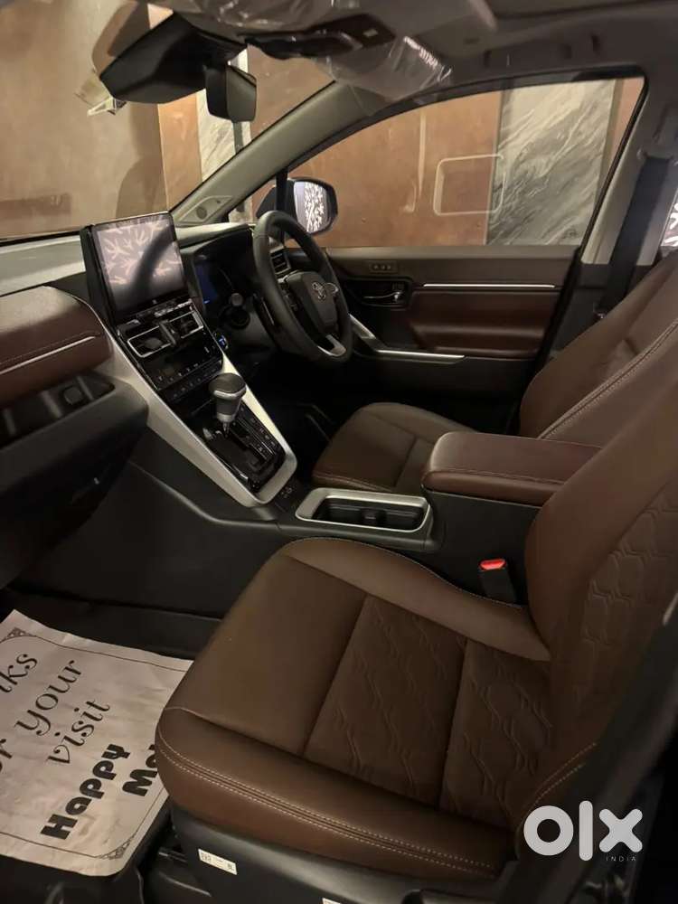 Toyota Innova Hycross 2026