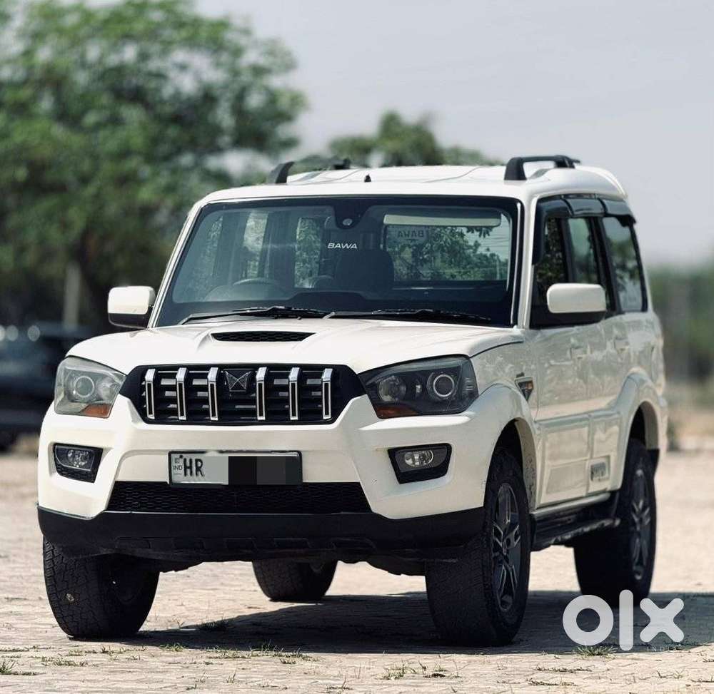 Mahindra Scorpio S10, 2015, Diesel