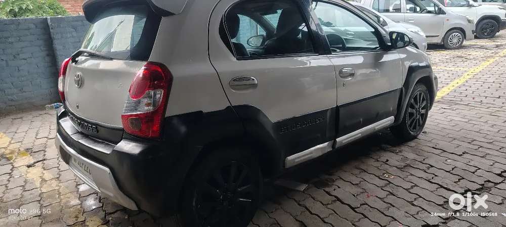 Toyota Etios Cross 2015 Diesel 139000 Km Driven