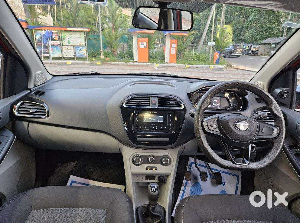 Tata Tiago 1.2 Revotron Xt, 2024, Petrol