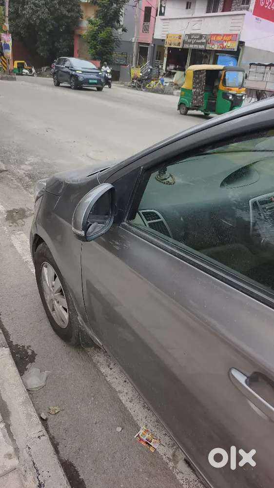 Hyundai I20 2013 Petrol 100000 Km Driven