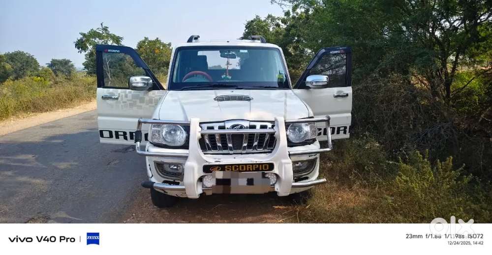 Mahindra Scorpio Classic 2013 Diesel 195000 Km Driven
