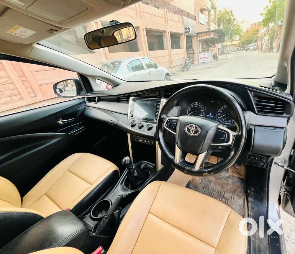 Toyota Innova Crysta 2.4 G Mt 7 Str, 2024, Diesel