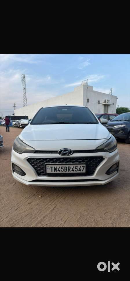 Hyundai I20 Sportz 1.2 Bs-iv, 2018, Petrol