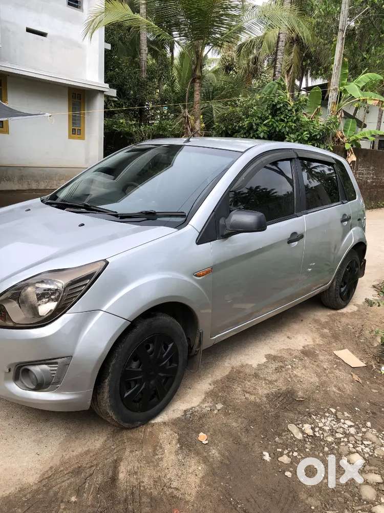 Ford Figo Diesel Titanium 2013