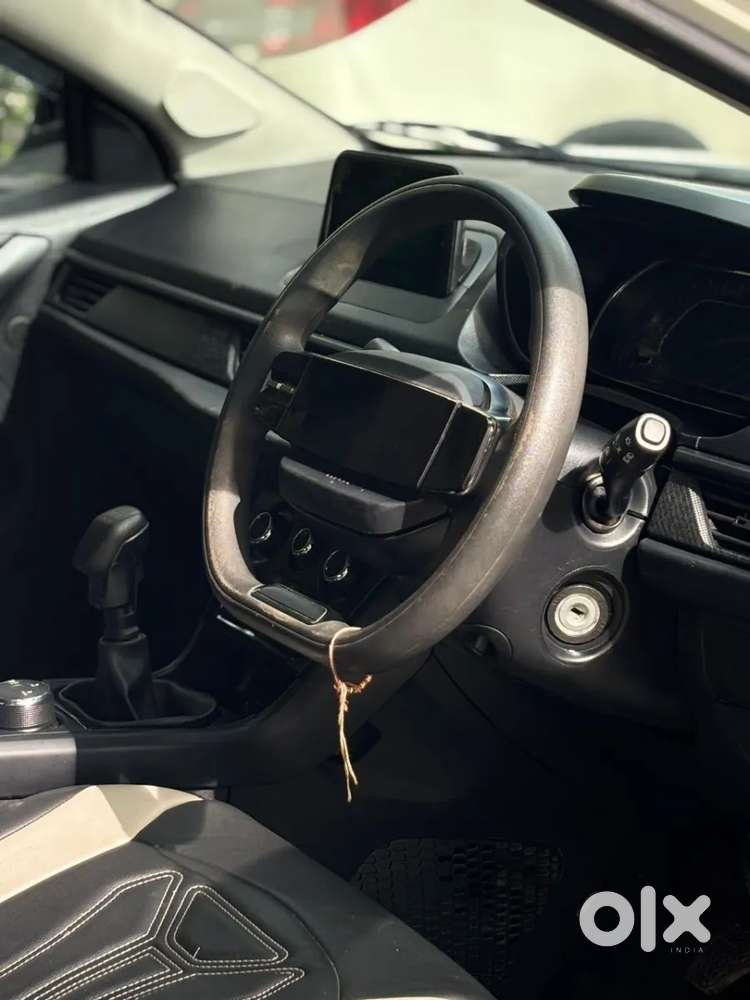 Tata Nexon, 2024, Petrol