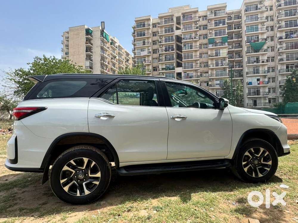 Toyota Fortuner Legender 2022 Diesel 87000 Km Driven