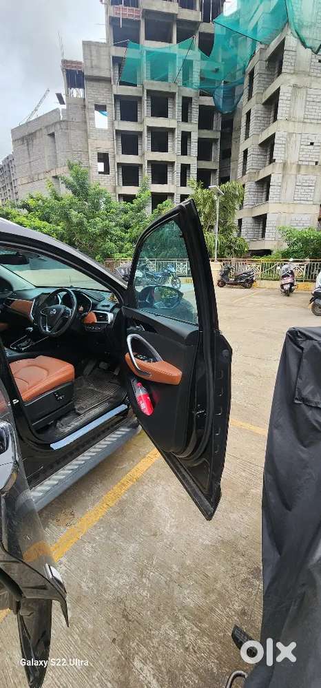 Mg Hector Plus 2022 Petrol 13000 Km Driven