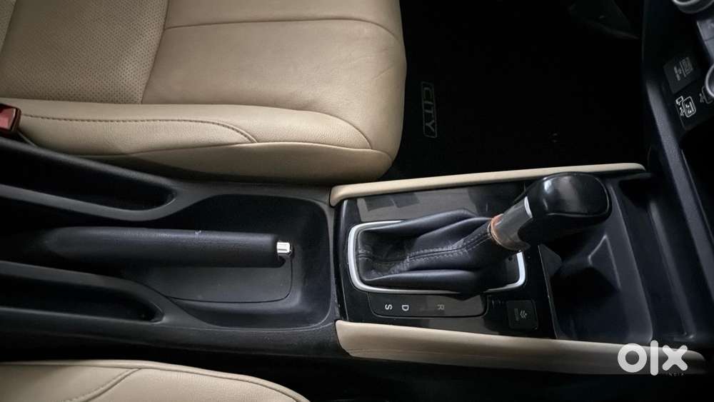 Honda City 1.5 Zx Cvt I-vtec, 2022, Petrol