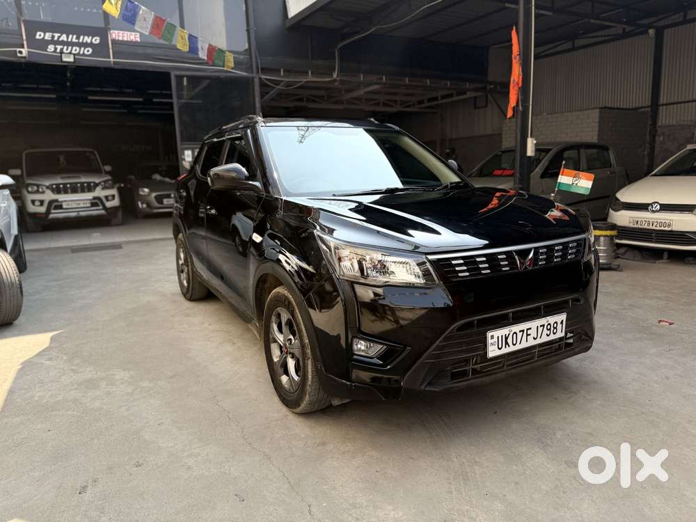 Mahindra Xuv300 W6, 2023, Petrol