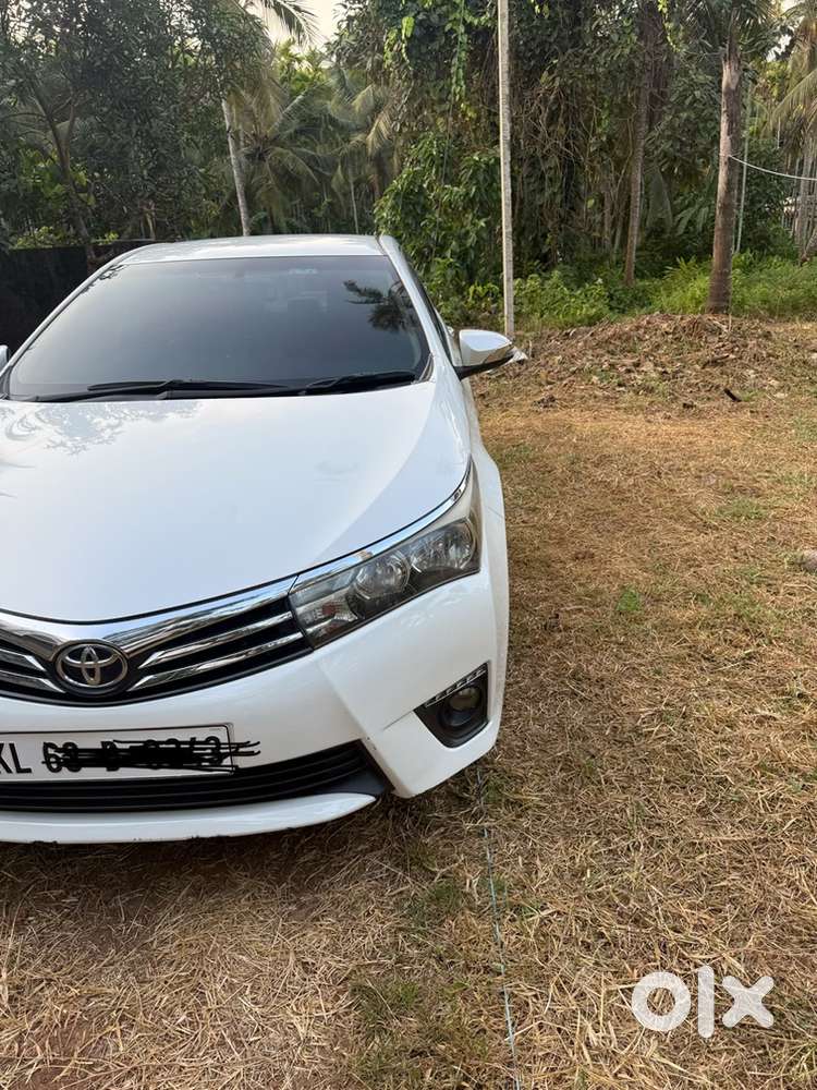Toyota Corolla Altis Diesel 2015