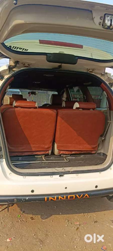 Toyota Innova Car In Very Good Condition.