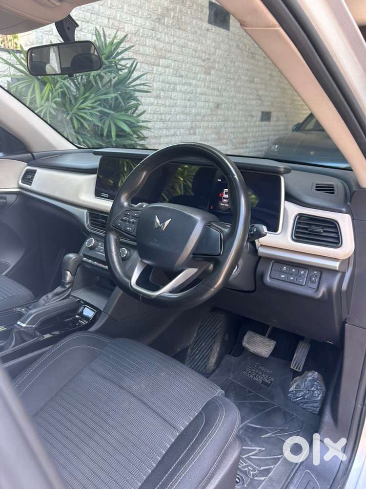Mahindra Xuv700 Diesel Auto