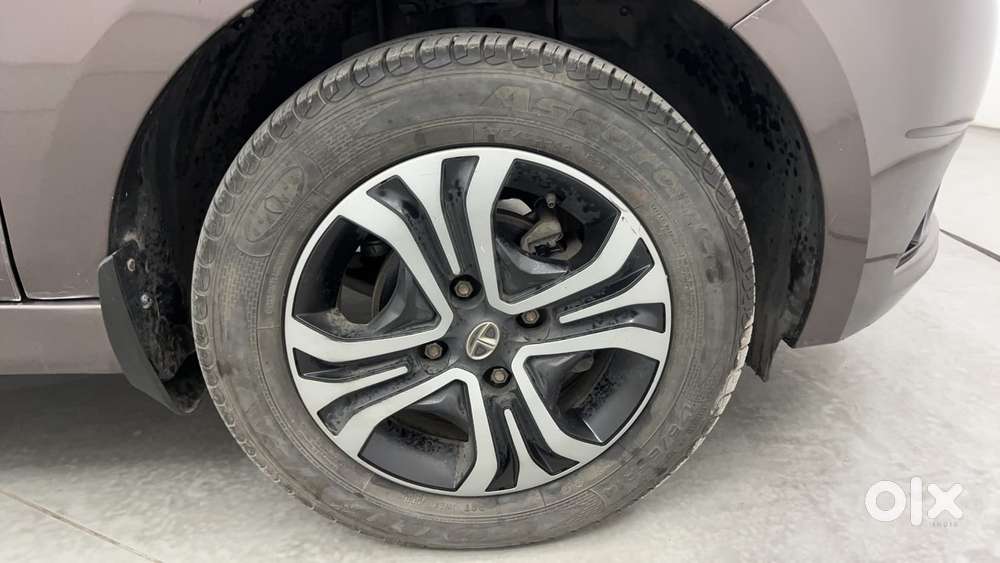 Tata Tiago Xza, 2019, Petrol