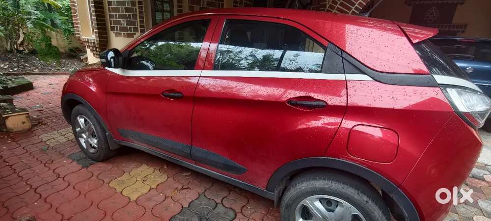 Tata Nexon 1.2 Amt Automatic 2019 Only 28000km