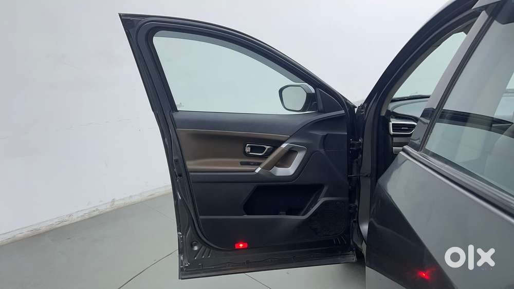 Tata Harrier Xza, 2022, Diesel