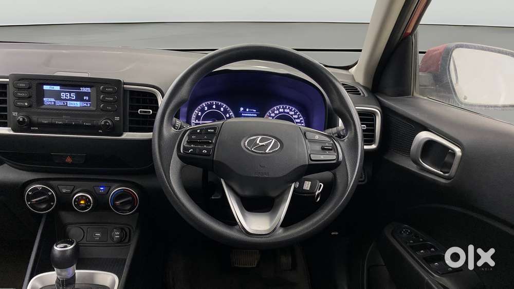 Hyundai Venue S Turbo Dct, 2019, Petrol