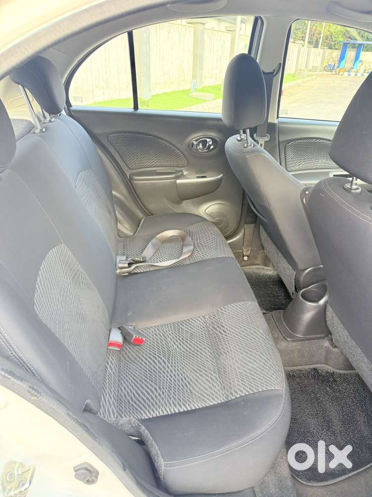 Nissan Micra Xv Cvt, 2017, Petrol