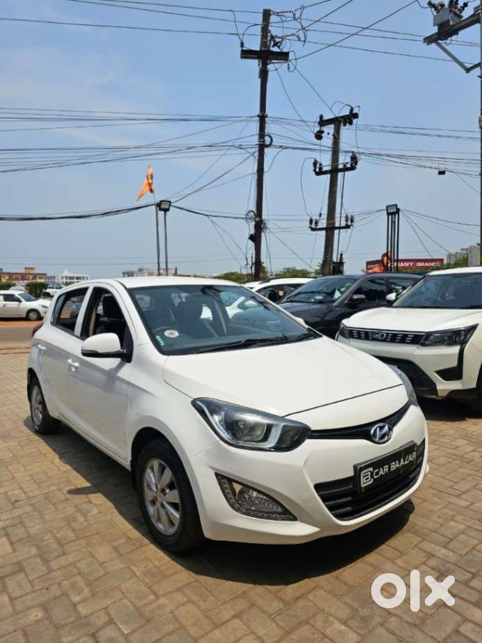 Hyundai I20 2015-2017 Sportz Option 1.4 Crdi, 2013, Petrol