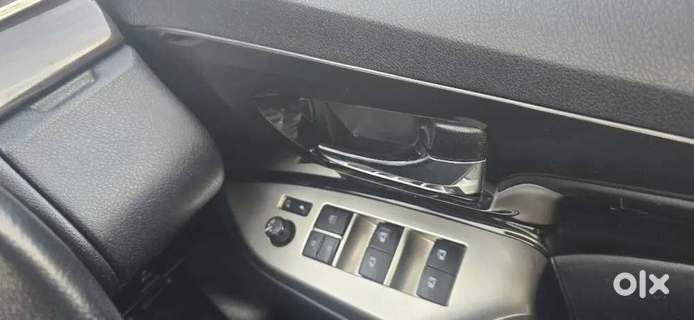 Toyota Innova Crysta 2018