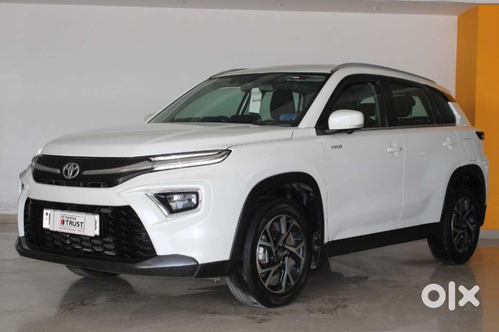 Toyota Urban Cruiser Hyryder 1.5 V Hybrid, 2024, Petrol