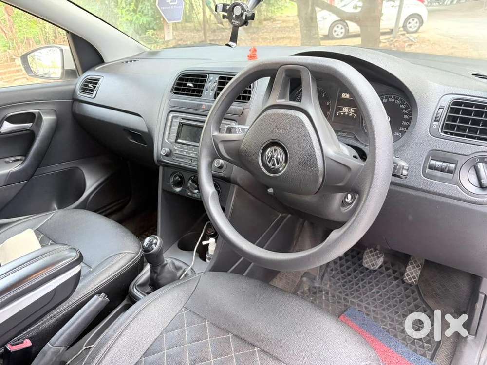 Neat Volkswagen Ameo . Brokers Please Excuse