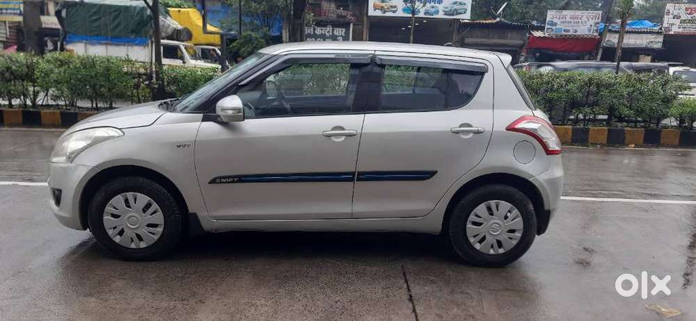 Maruti Suzuki Swift Vxi With Abs, 2012, Petrol