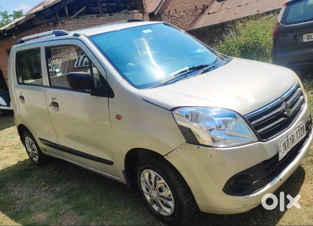 Sliver Wagonr Car 2011 In Mint Condition Maruati Suzuki