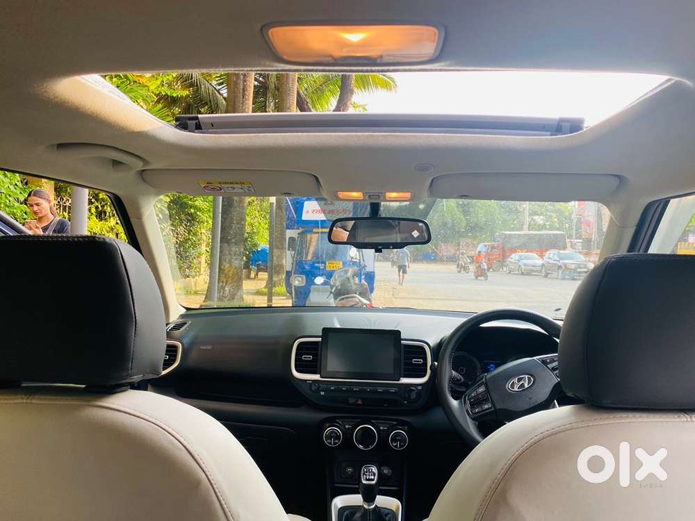 Hyundai Venue Petrol 2019