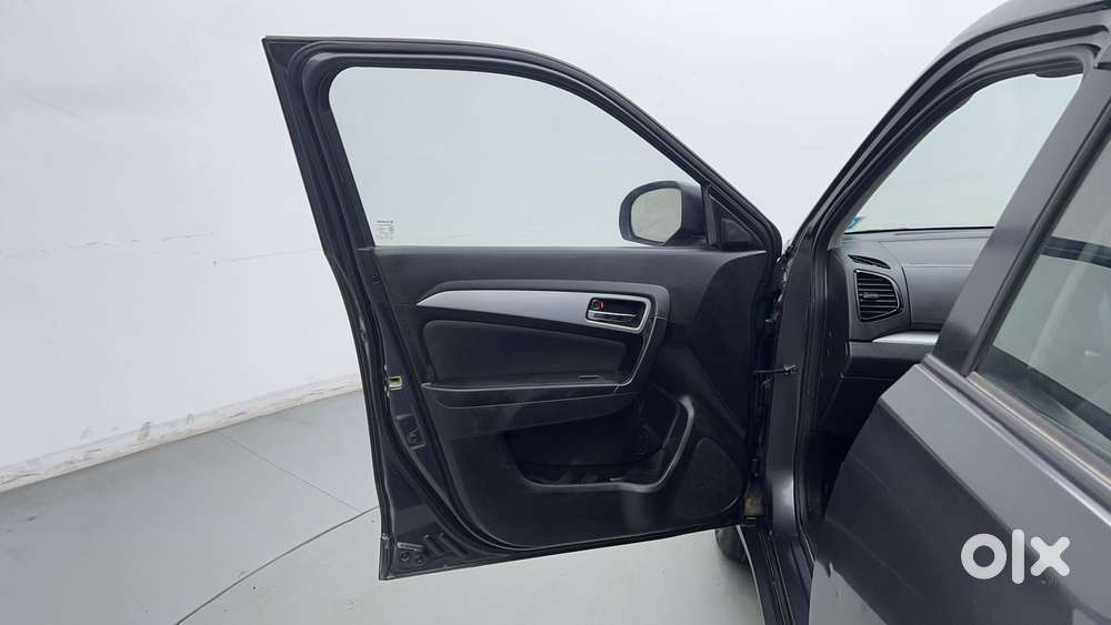 Maruti Suzuki Vitara Brezza 1.5 Zxi At, 2020, Petrol