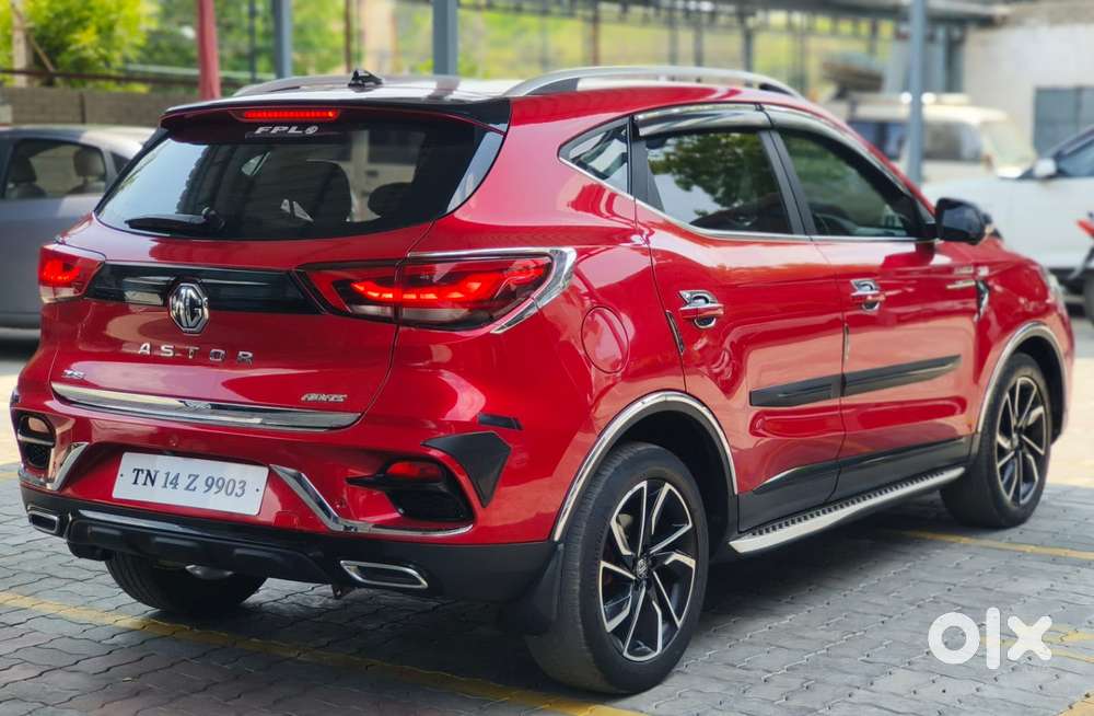 Mg Astor 1.5 Savvy Cvt S Red, 2022, Petrol