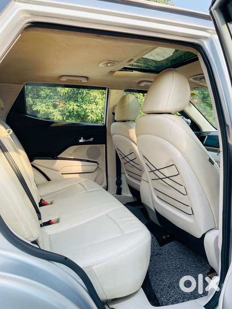 Mahindra Xuv300 W8 Option Diesel, 2019, Diesel