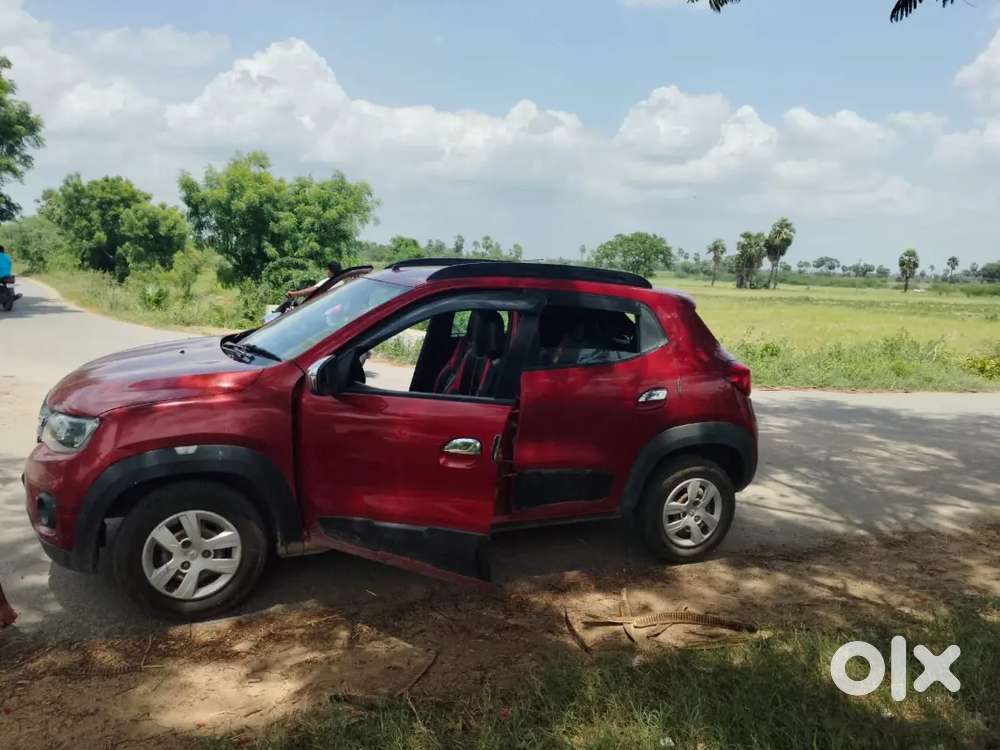 Renault Kwid 2016 Petrol2016 Renault Kwid Petrol  67,401 Km  New Tyr