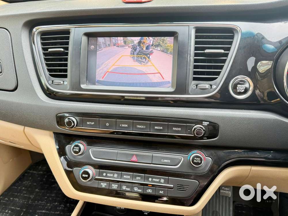 Kia Carnival Prestige, 2022, Diesel