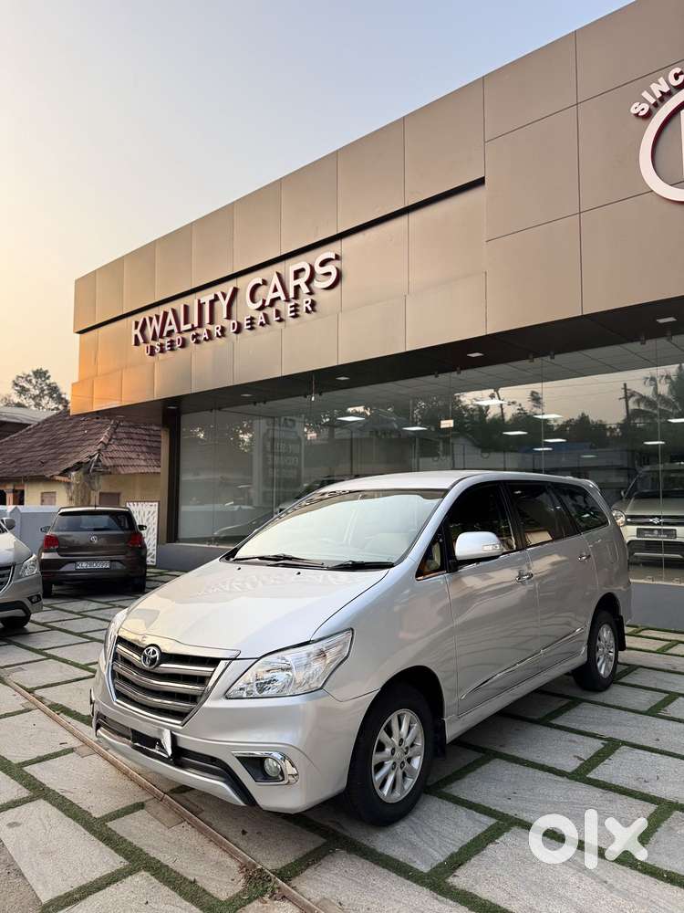 Toyota Innova 2.5 Ev (diesel) Ps 8 Seater Bs Iv, 2014, Diesel