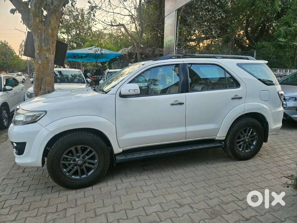 Toyota Fortuner 3.0 4x2 Automatic, 2013, Diesel