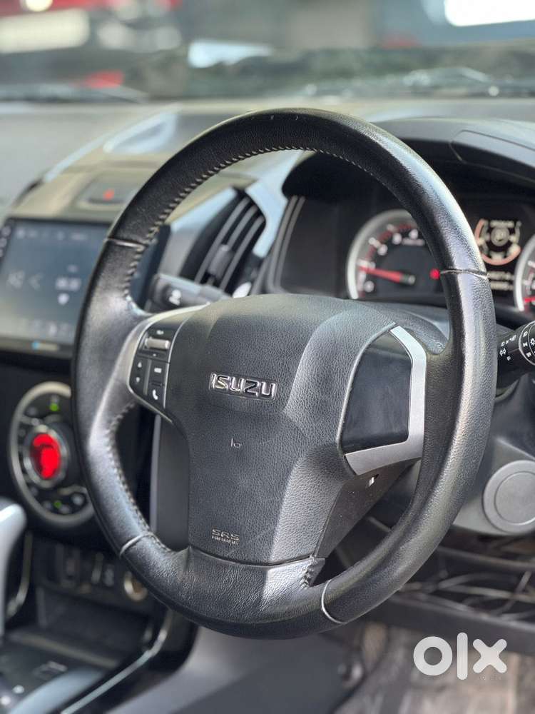 Isuzu D-max V-cross High (z), 2022, Diesel