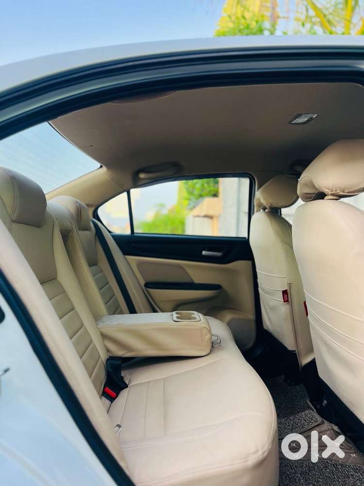 Honda Amaze Vx 1.2 Petrol Cvt, 2022, Petrol
