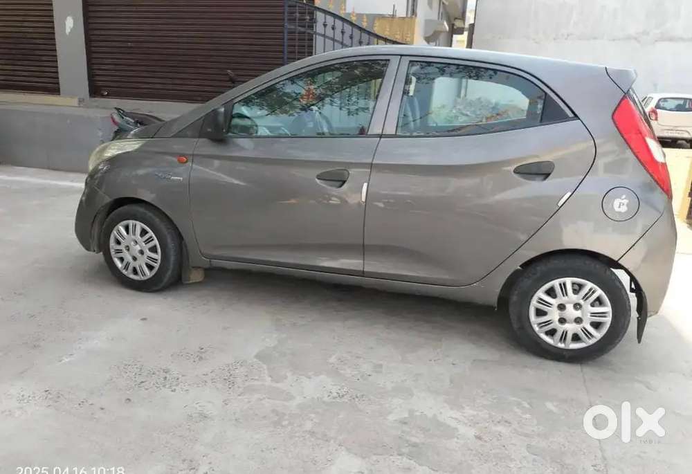 Hyundai Eon 2013 Cng & Hybrids 82300 Km Driven