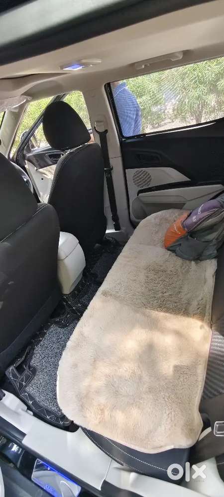 2023 Mahindra Xuv300 W4 Petrol | 1st Owner | Zero Accident | Company S