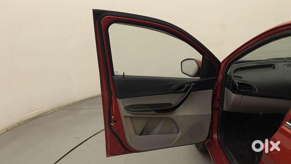 Tata Tiago 1.05 Revotorq Xt, 2016, Diesel