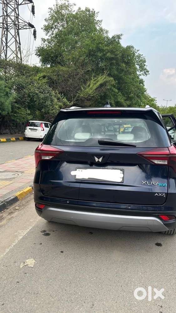Mahindra Xuv700 2023 Diesel Well Maintained